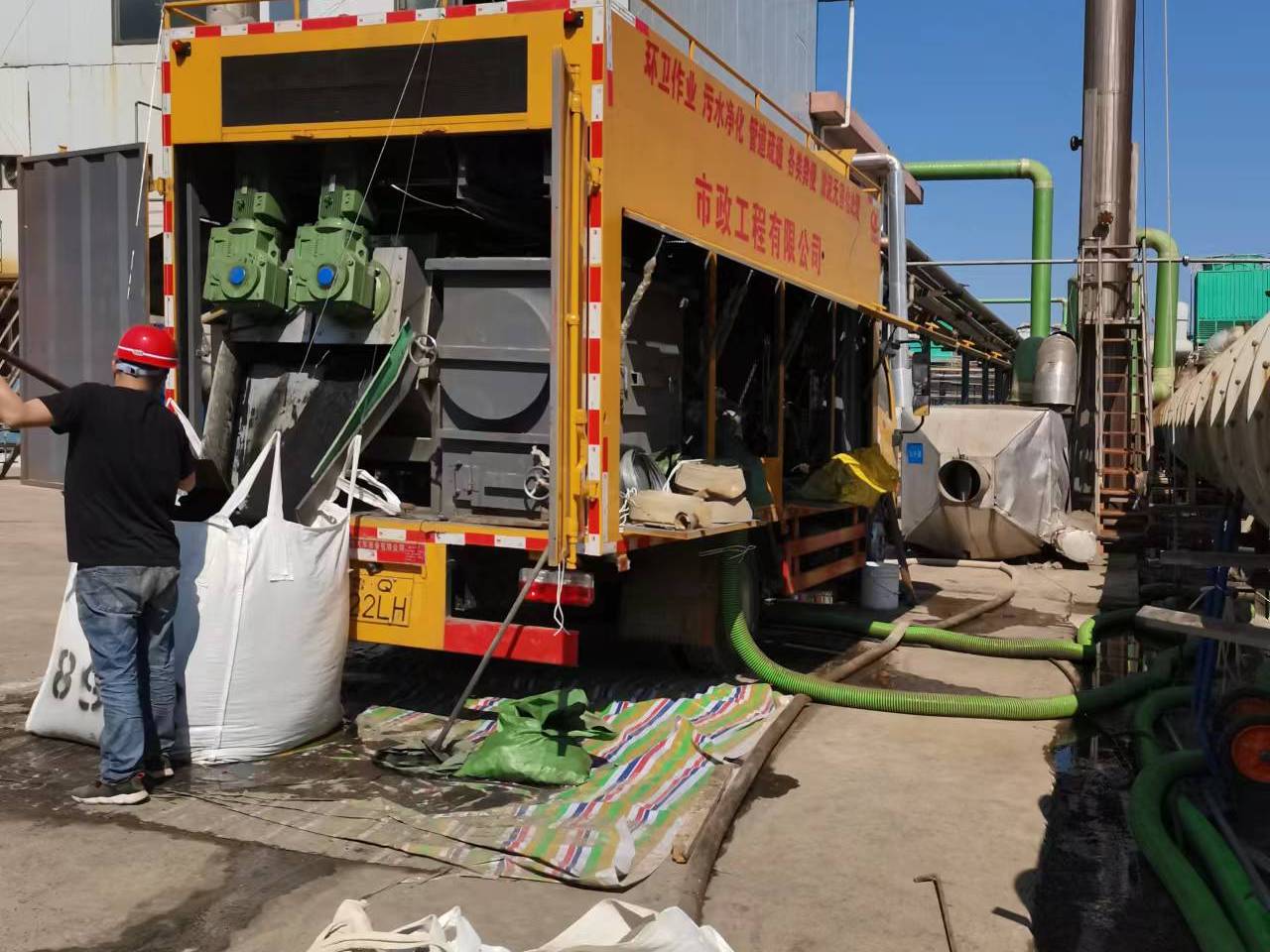 凯里淤泥压干处理